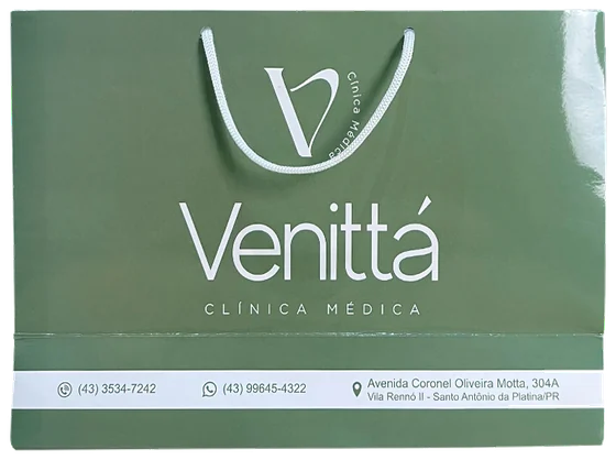 Sacola de papel personalizada verde com impressão branca